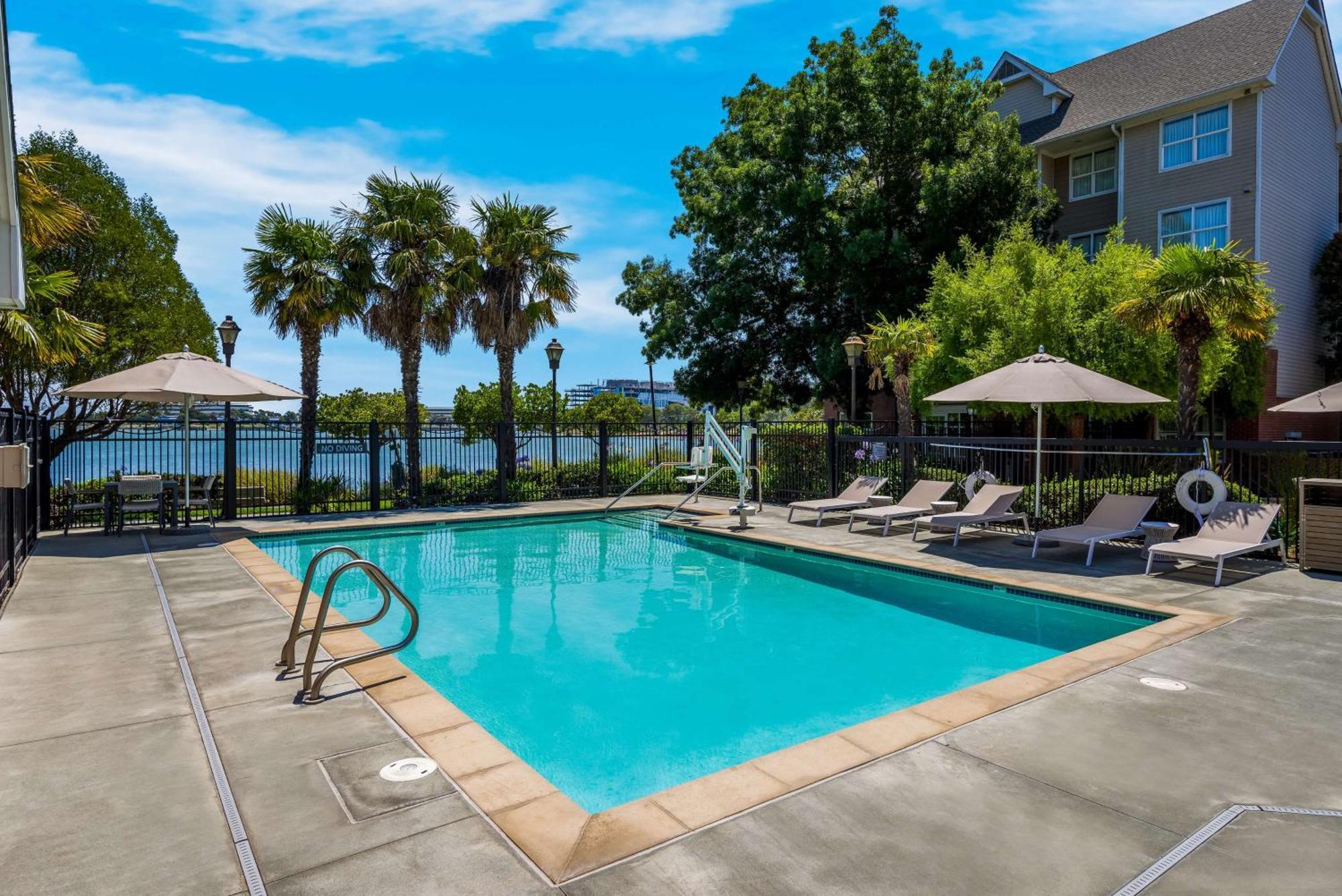 סאות' סן פרנסיסקו Sonesta Es Suites San Francisco Airport Oyster Point Waterfront מראה חיצוני תמונה